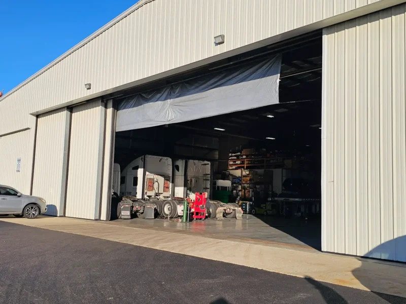 Arias Truck & Trailer Repair (5)